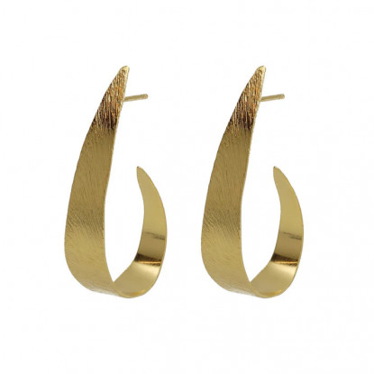 Pendientes aro y plata bañado en oro. Tamaño del motivo de 3,5x2cm de la colección Noise
